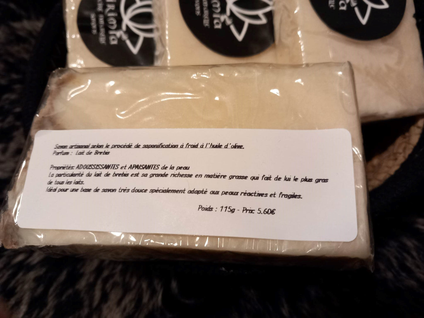 Savon artisanal à la découpe : lait de brebis